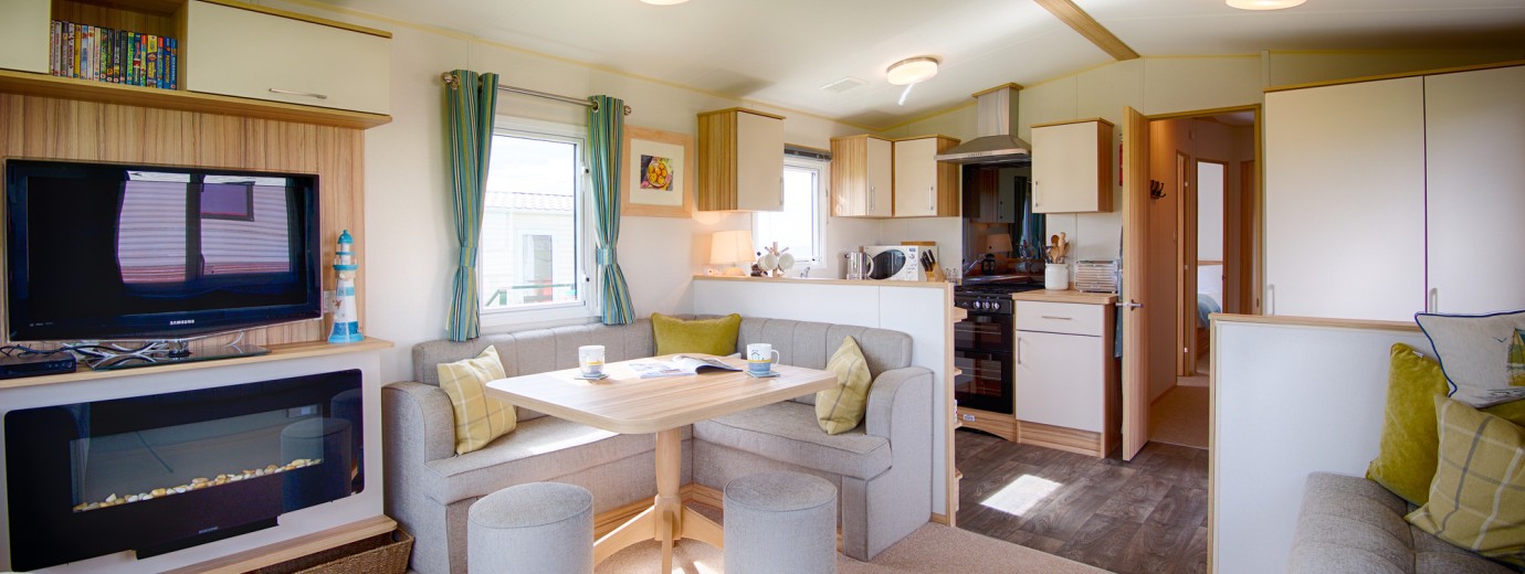 Konkers living / dining / kitchen area