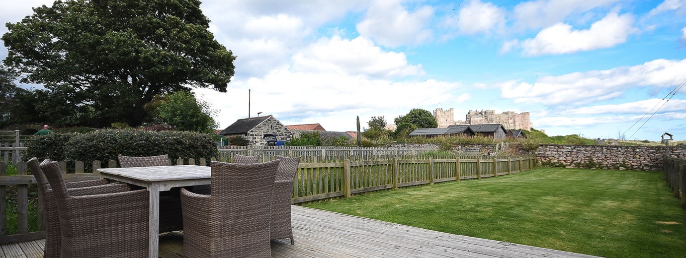 Dunford Cottage patio area