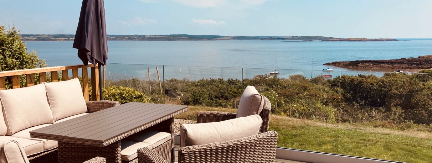 The Moorings outdoor seating